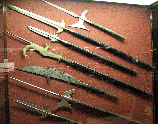 medieval europe knights weapons